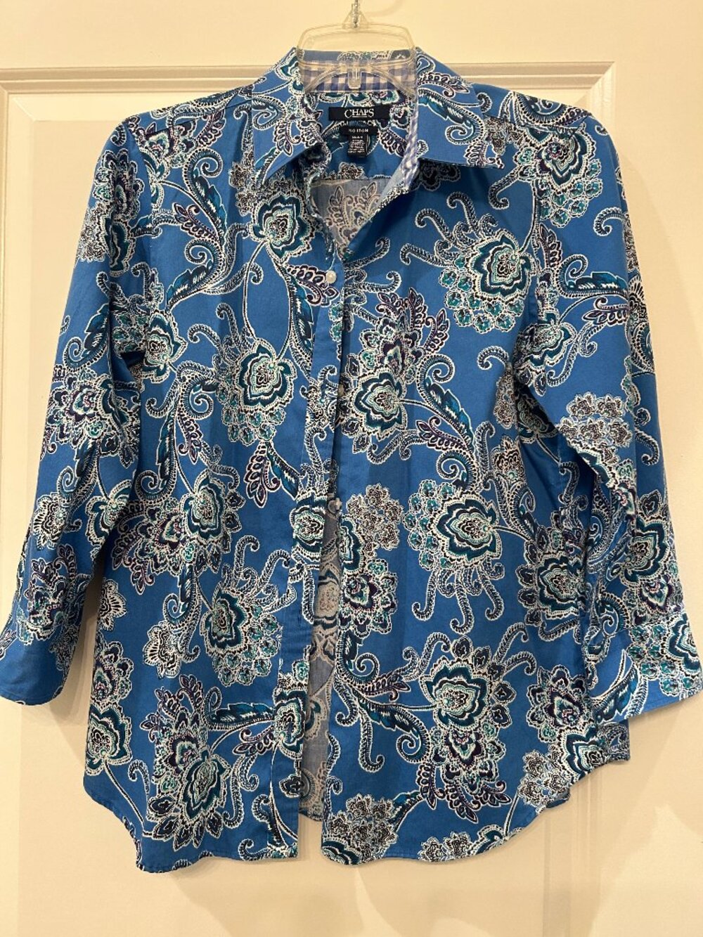 CHAPS Women’s Blue Paisley Non-Iron Shirt 3/4 Sleeve Size M